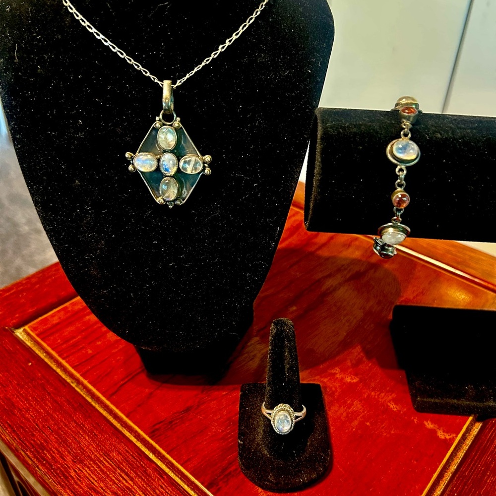 Pyrrha 925 Moonstone Necklace with Moonstone Pink Tourmaline BSet with Gemstones